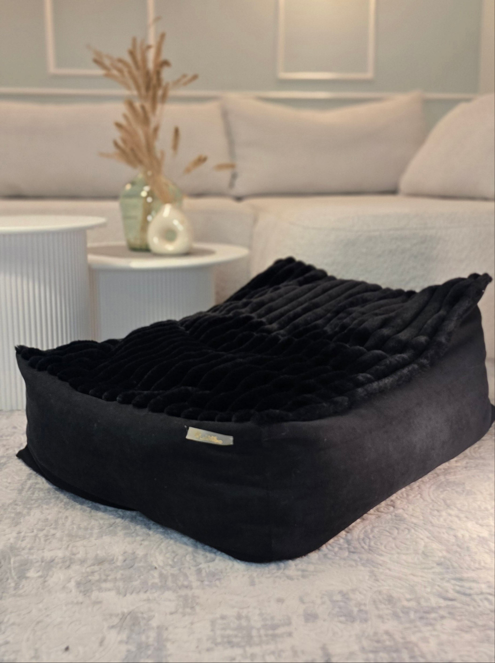 Leżanka dla psa z futerkiem prążkowanym, legowisko