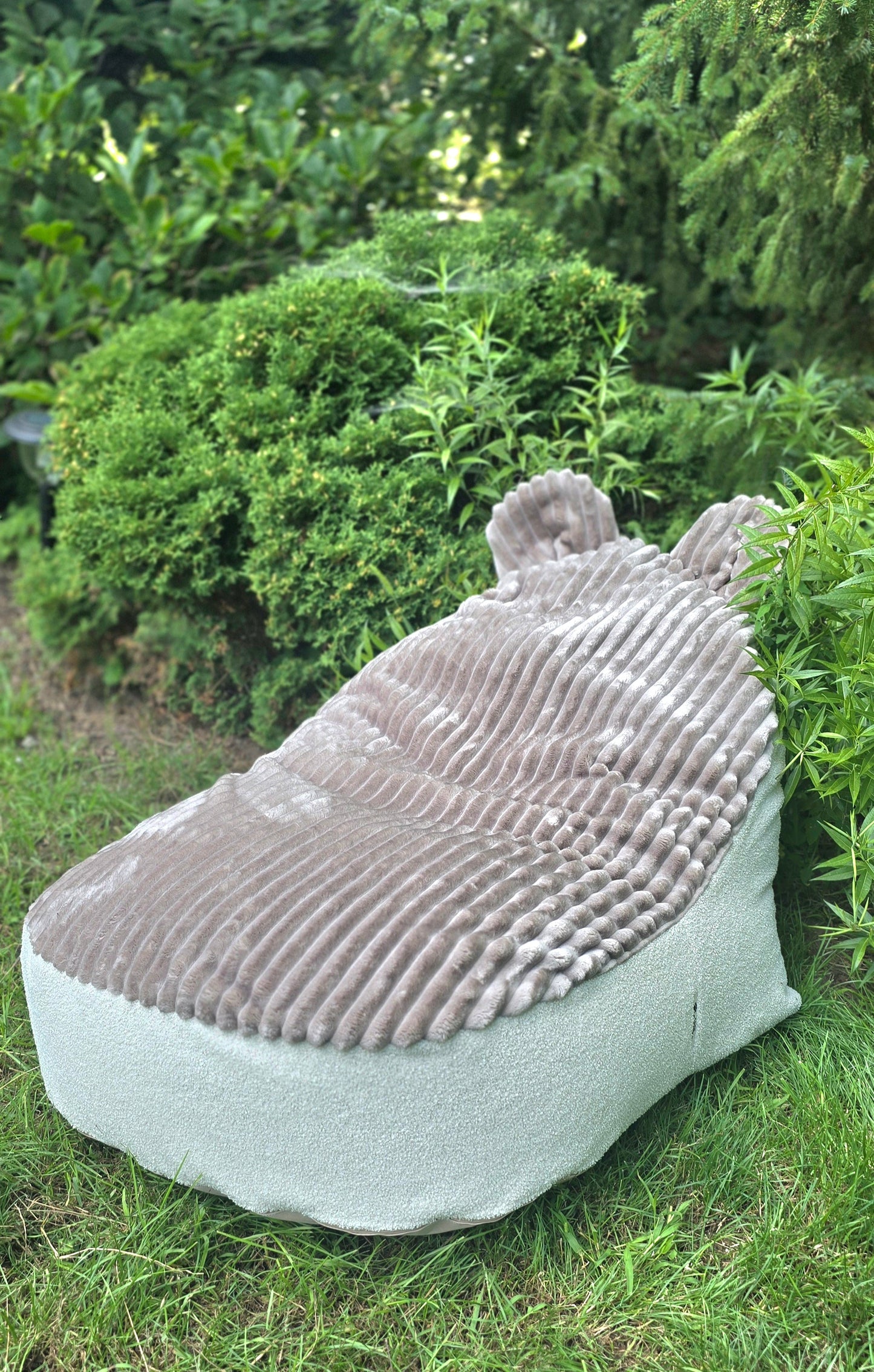 Pufa dla dziecka z uszkami