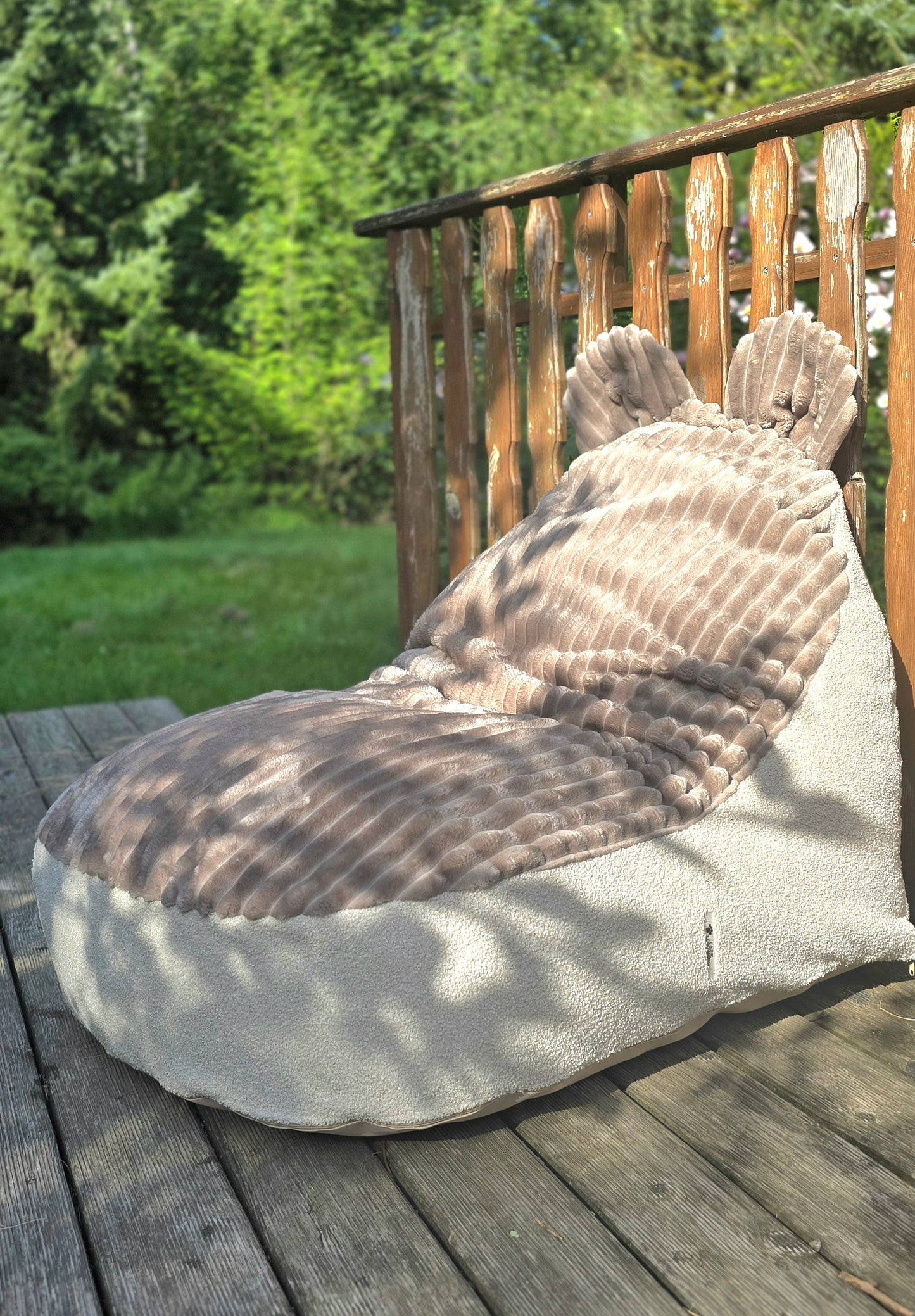 Pufa dla dziecka z uszkami